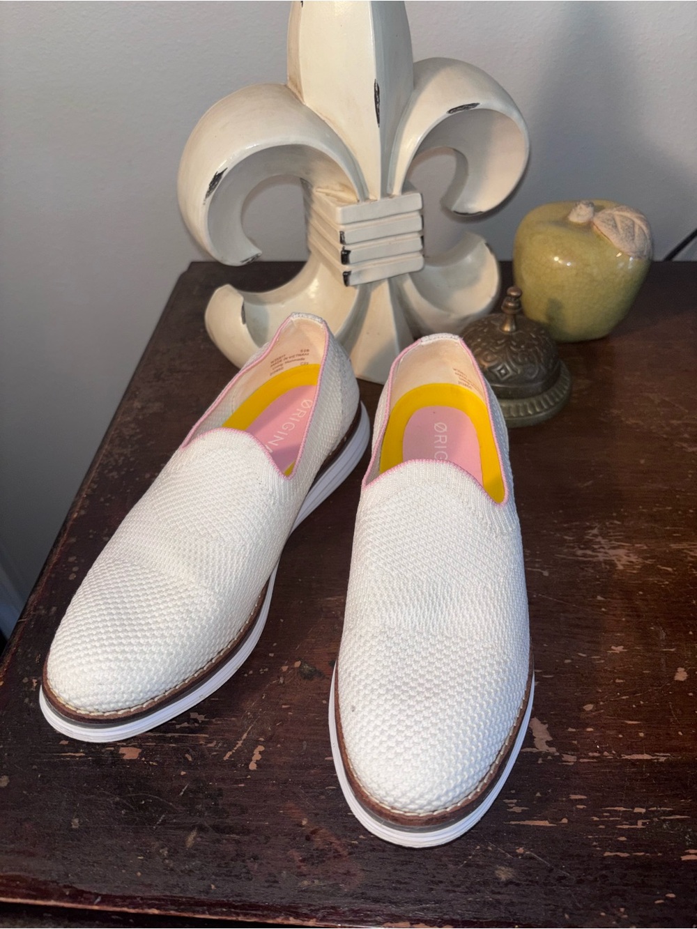 Cole Haan OriginalGrand Cloudfeel Meridian Loafers White/Pink 5.5B Flats